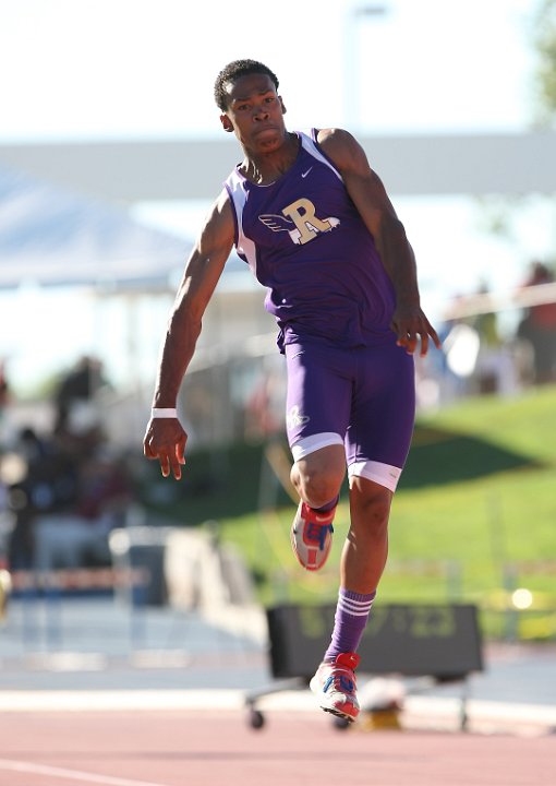 2010 CIF Saturday-039.JPG - 2010 CIF Track and Field Championships, June 4-5, Buchanan High School, Clovis, CA.